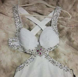 💎💖NWT White Bedazzled Prom Dress💖💎